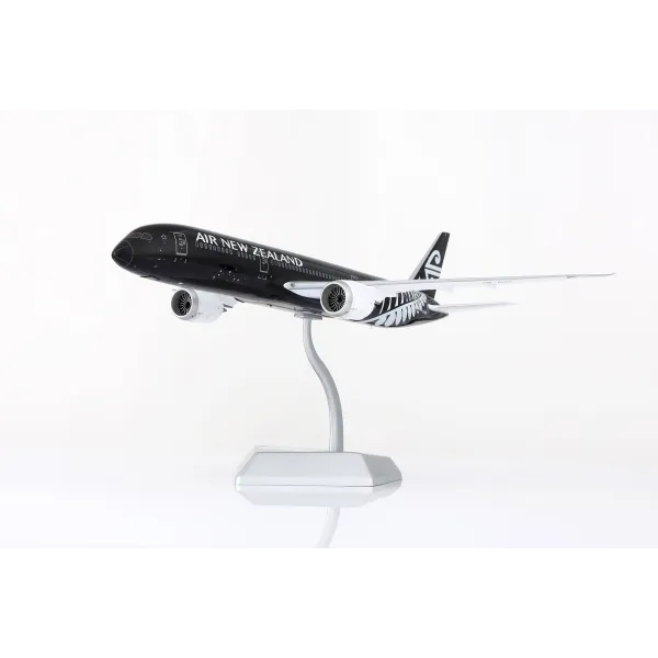 Air New Zealand Boeing 787-9 Dreamliner ZK-NZE "All Blacks" Livery Diecast Model - 1/200 Scale