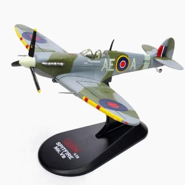 Spitfire MK.VB AE-A (420 Sqn) Diecast - 1/72