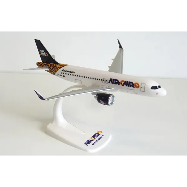 Air Cairo Airbus A320 Neo Plastic Model - 1/200