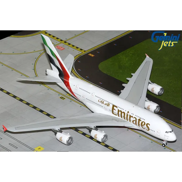 Gemini Jets Emirates Airbus A380 Diecast - A6-EVH - 1/200