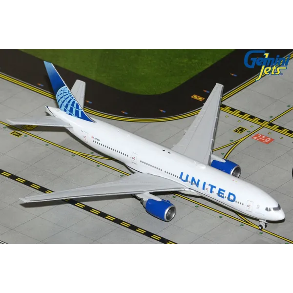 Gemini Jets United Airlines Boeing 777-200ER Diecast - N798UA - 1/400