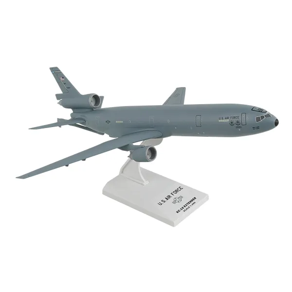 USAF KC-10 Extender Premium Plastic Model - Scale 1:200