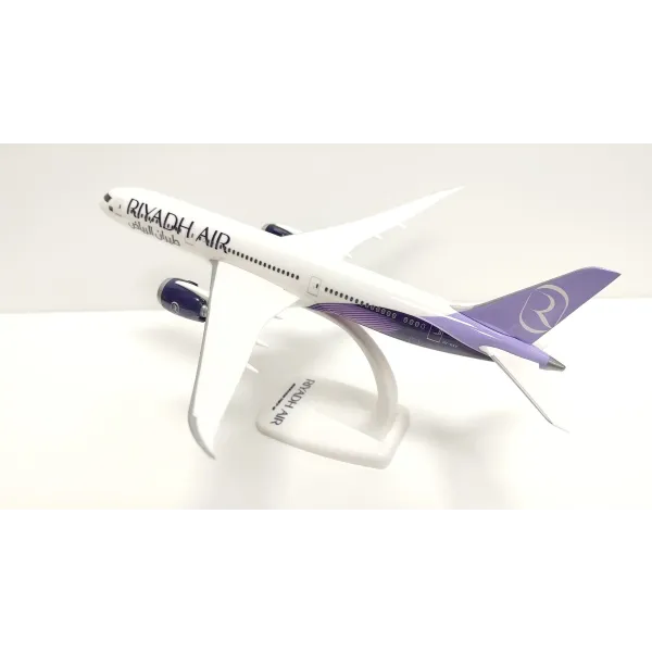 Riyadh Air Boeing 787-9 White Livery Plastic Model - 1/200