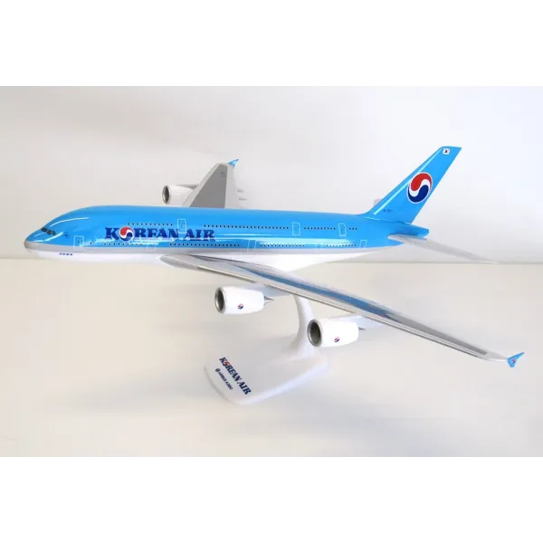 Korean Air Airbus A380 Plastic Model - 1/200