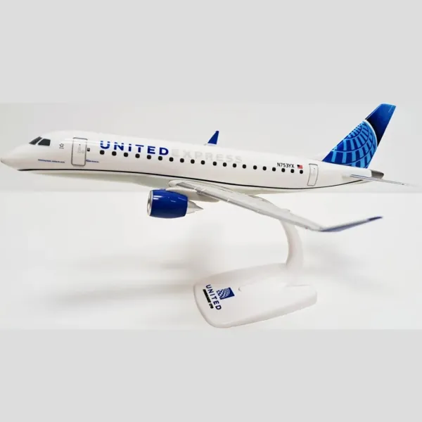 United Airlines Embraer 170 Plastic Model - 1/100