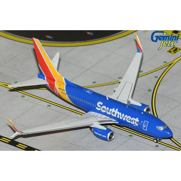 Gemini Jets Southwest Boeing 737 700W Diecast - N943WN - 1/400