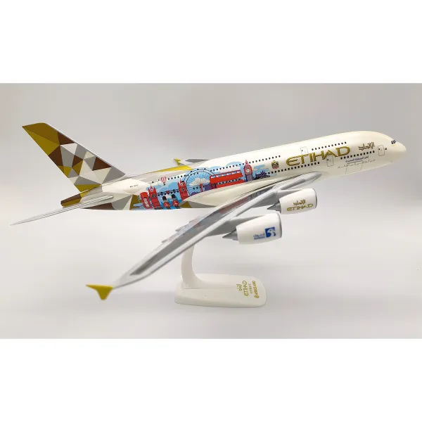 Etihad Airbus A380 UK Livery Plastic Model - 1/200