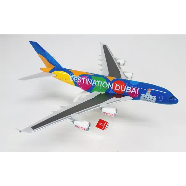 Emirates Airbus A380 Destination Dubai / Part of the Magic Plastic Model - 1/200