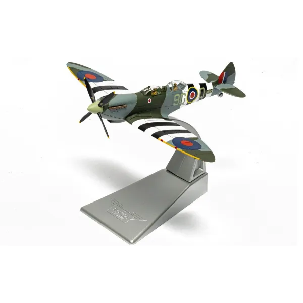 Corgi Supermarine Spitfire T.9 MJ627 - Biggin Hill Diecast - 1/72