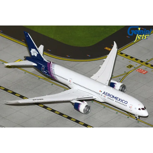Gemini Jets Aeromexico B787-9 Diecast - N815AM - 1/400