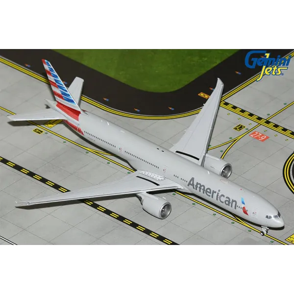 Gemini Jets American Airlines Boeing 7777-300ER Diecast - N722AN- 1/400