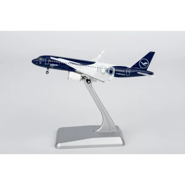 Lufthansa Airbus A320 neo '100 Years Anniversary' Livery Diecast with Stand  - D-AING - 1/400