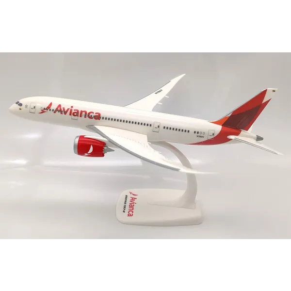 Avianca Boeing 787-8 Dreamliner Plastic Model - 1/200