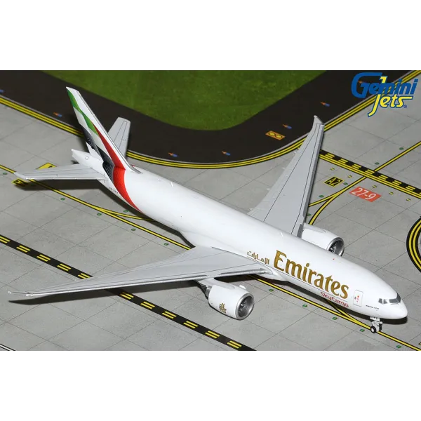 Gemini Jets Emirates SkyCargo B777-200LRF New Livery Diecast - A6-EFV - 1/400
