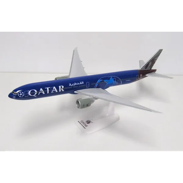 Qatar Boeing 777-300ER "PSG Champions League" Plastic Model - 1/200