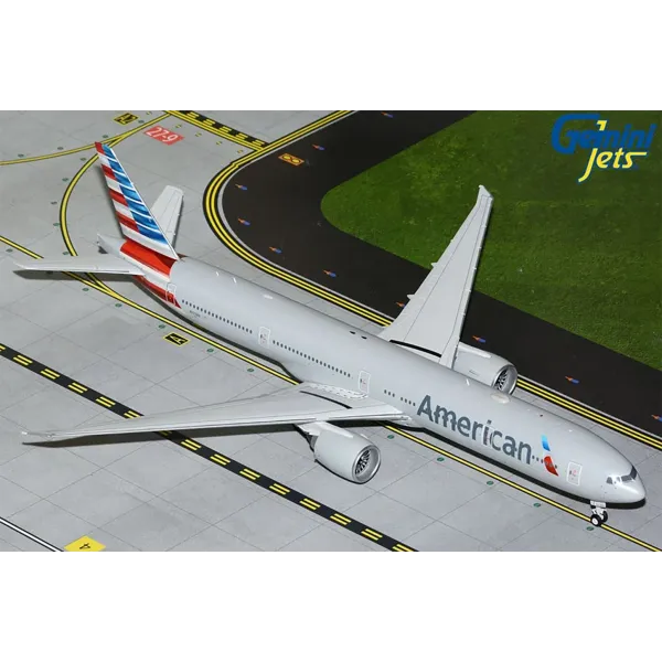 Gemini Jets American Airlines Boeing 777-300ER Diecast - N722AN - 1/200
