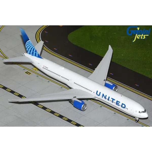 Gemini Jets United Airlines Boeing 767-400ER Diecast - N76064 - 1/200
