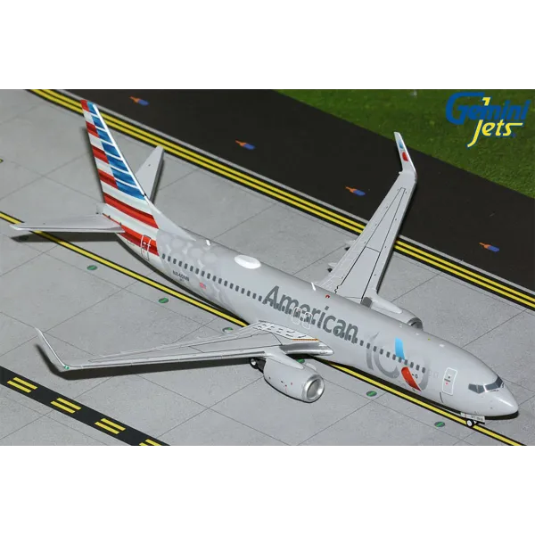 Gemini Jets American Airlines Boeing 737-800W '100 Centennial Livery' Diecast - N840NN - 1/200