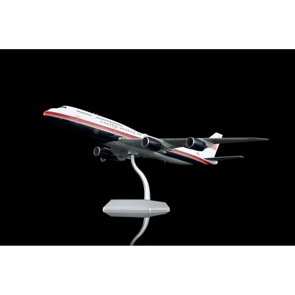 USA Air Force One Boeing B747-8 30000 Diecast Model - 1/200 Scale