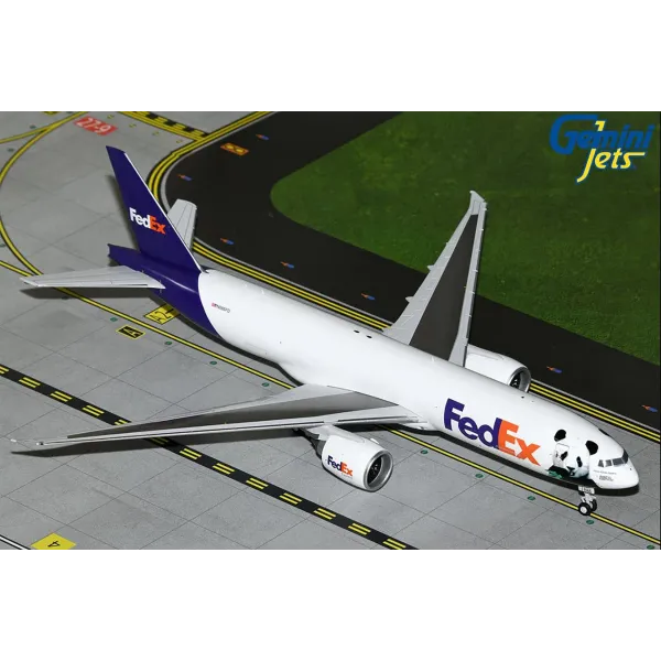 Gemini Jets Fed-Ex B777-200LRF - FedEx Panda Livery Diecast - N886FD  - 1/200