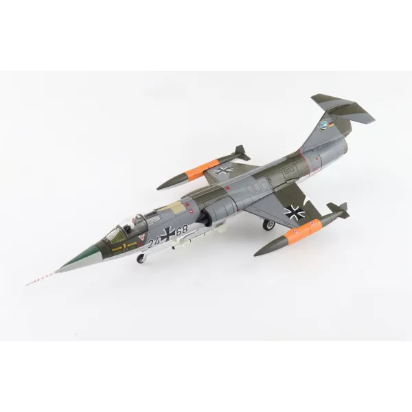 Lockheed F104G Starfighter JG 74 "Molders" Luftwaffe Diecast - 24+68 - 1/72