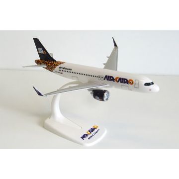 Air Cairo Airbus A320 Neo Plastic Model - 1/200