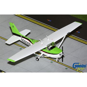 Gemini Jets Cessna 172S Skyhawk Diecast - N393SP - 1/72