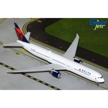 Gemini Jets Delta Airbus Boeing 767-400ER "Vince Dooley" Livery Diecast - N842MH - 1/200