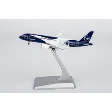 Lufthansa Airbus A320 neo '100 Years Anniversary' Livery Diecast with Stand - D-AING - 1/400
