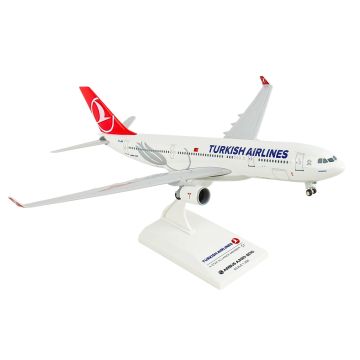 Skymarks Turkish Airlines Airbus A330-200 TC-JNA - Plastic Model - Scale 1:200Turkish Airlines Airbus A330-200 Plastic Model - Scale 1:200