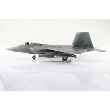 Lockheed Martin F-22A Raptor Edwards AFB Diecast  - 1/72