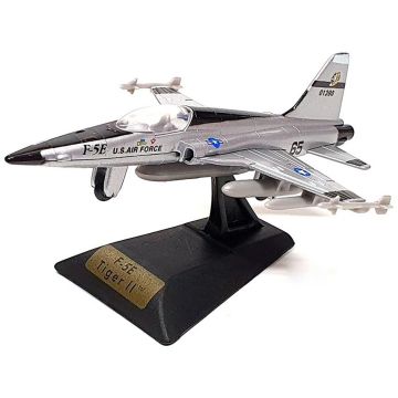 Sky Wings F-5 Tiger Diecast Model - 1/100