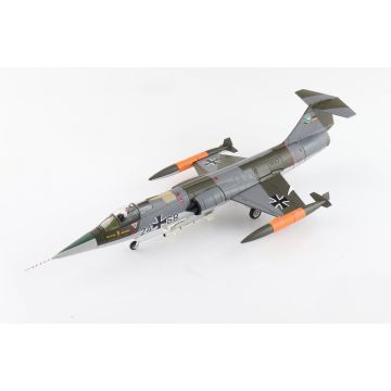 Lockheed F104G Starfighter JG 74 "Molders" Luftwaffe Diecast - 24+68 - 1/72