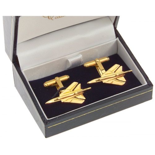 10 Personalised Aviation Gifts That Arrive in 48 Hours or Less