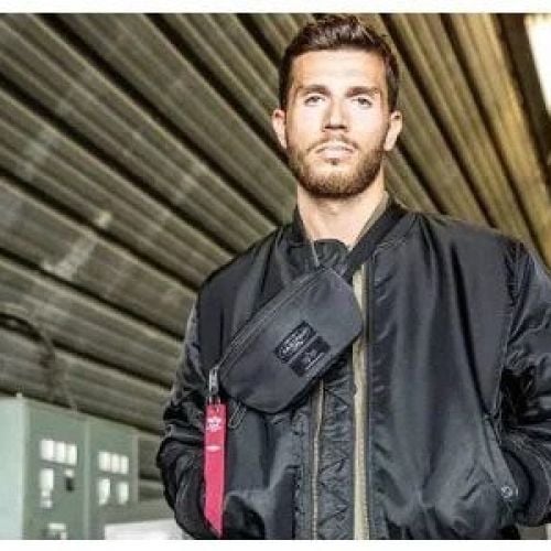 Alpha flying outlet jacket