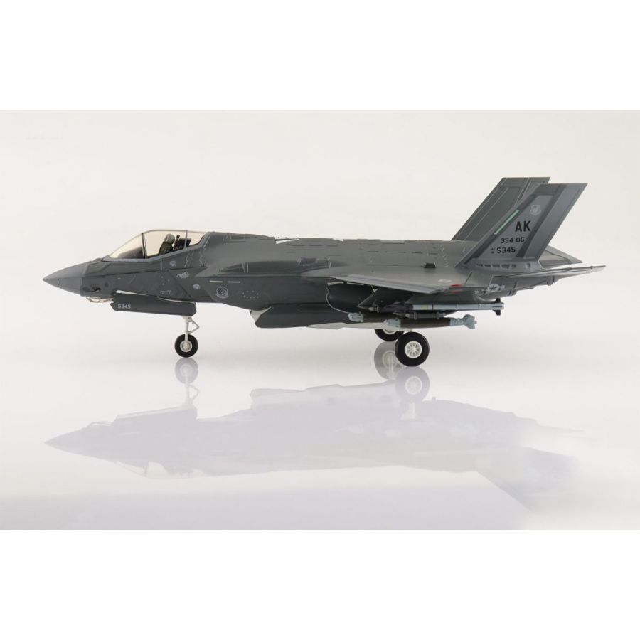 HOBBY MASTER 1:72 USAF Lockheed F-22A Raptor (HA2819) Die-Cast Model