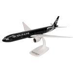 Air New Zealand Boeing 777-300ER Plastic Model - ZK-OKQ - 1/200