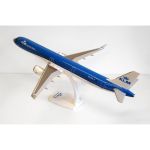 KLM Airbus A321 Neo Plastic Model - 1/100