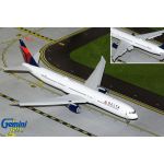 Gemini Jets Delta Airbus Boeing 767-400ER Flaps Down "Vince Dooley" Livery Diecast - N842MH - 1/200