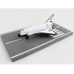 Runway24 Space Shuttle Discovery