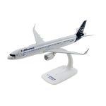 Lufthansa Airbus A321 Neo Plastic Model - 1/200