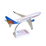 Jet2 Holidays B737-800 Plastic Model - 1/200