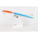Skymarks KLM B777-300ER Orange Pride Plastic Model - Scale 1:200