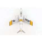 F 86E Sabre George Davis 4th Fighter 334TH FIS USAF 1952 Diecast - 1/72