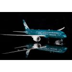 Hainan Airlines Boeing 787-9 B-1499 "IHG Hotels & Resorts" Livery - Diecast Model - 1/200 Scale